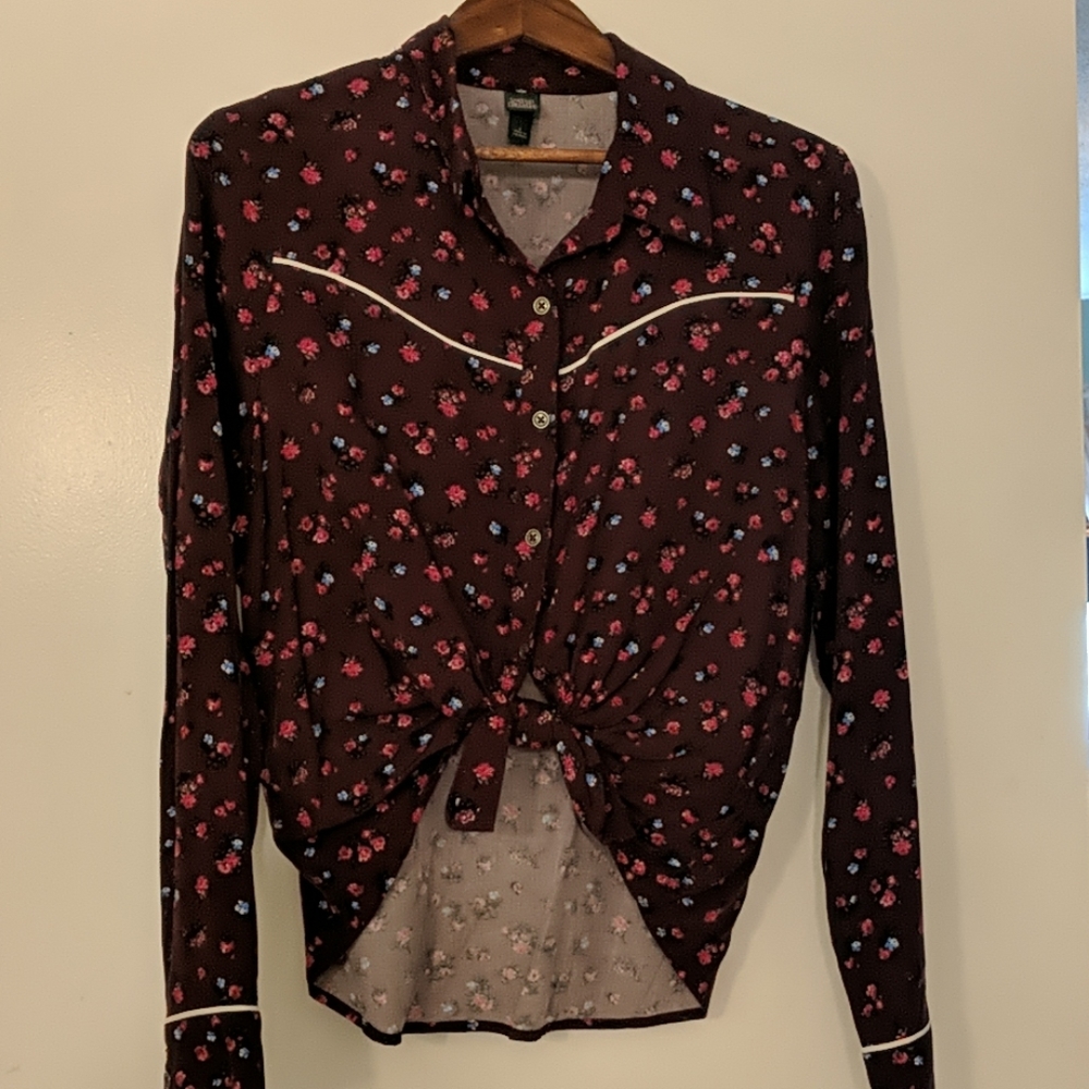 Button down crop top shirt